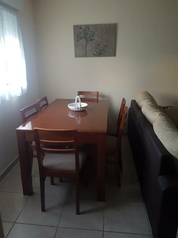 شقة Apartamento En Zona Costera, Muy Cerquita De La Playa بوبرا دو كارامينيال المظهر الخارجي الصورة